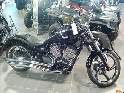 Victory : Vegas 8-Ball BRAND NEW 2013 VICTORY VEGAS 8-BALL MOTORCYCLE