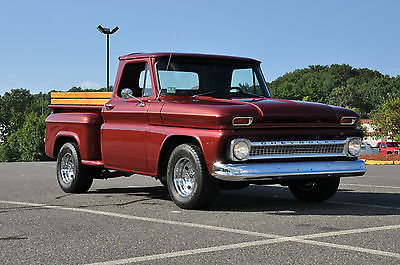 Chevrolet : C-10 VERY NICE RESTORE CUSTOM PAINT NEEDS NEW OWNER!!! 1966 chevy c 10 flareside pickup restored 350 v 8 4 speed show truck very clean