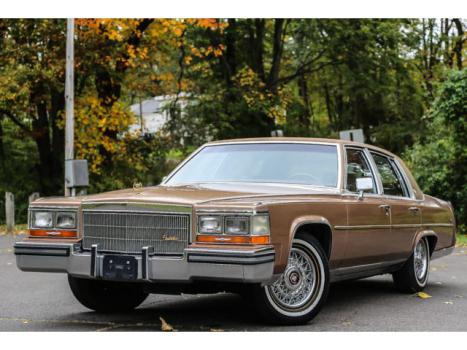Cadillac : Allante 21k Miles 1989 cadillac brougham premiere roof 21 k miles gold emblem collectible