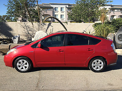 Toyota : Prius BARCELONA RED HYBRID PRIUS BARCELONA RED/ GRAY BACK-UP CAMERA TINT TOYOTA DEALER MAINTAINED!