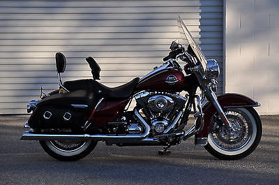 Harley-Davidson : Touring 2010 road king classic a b s mint 3000.00 in xtra s only 3715 miles