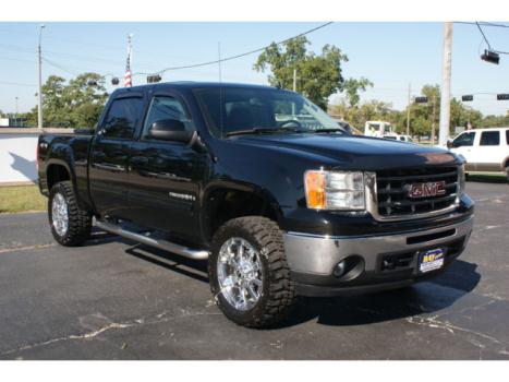 GMC : Sierra 1500 4WD Crew Cab 6.2 liter v 8 lifted 4 x 4 new tires automatic chrome rims leather toolbox clean