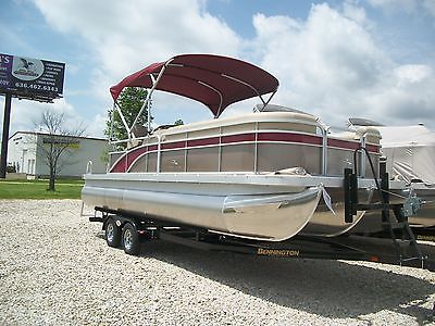 2014 Bennington Pontoon Boat  24SLX3 tri-toon with a 115hp Yamaha