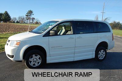 Dodge : Grand Caravan SE 2009 se used 3.3 l v 6 braun entervan handicap wheelchair ramp lowered floor white