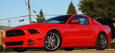 Ford : Mustang GT (MODIFIED) 2013 race red 6 spd 5.0 with mods super clean fast financing available
