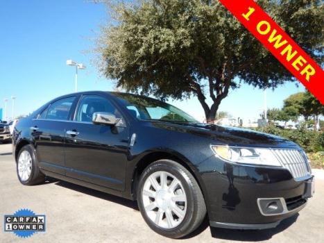 Lincoln : MKZ/Zephyr Base Base 3.5L Leather CD 9 Speakers AM/FM radio: SIRIUS MP3 decoder Air Conditioning