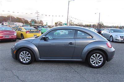 Volkswagen : Beetle-New Turbo 2014 volkswagen beetle only 10 k miles clean car fax best price must see