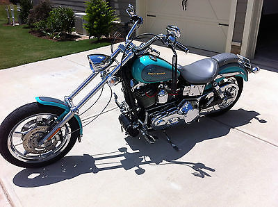 Harley-Davidson : Dyna 2000 hd low rider chopper converts to a cruiser with qr bags and windshield