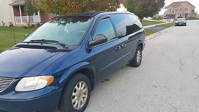 Chrysler : Town & Country MINIVAN 2002 chrysler town and country