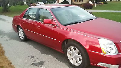 Cadillac : DTS Luxury I (no sunroof) Good condition