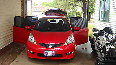 Honda : Fit SPORT 2010 honda fit sport hatchback 4 door 1.5 l