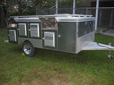 DEERSKIN Stainless Steel Dog Trailer with Storage 8 hole all Insulated