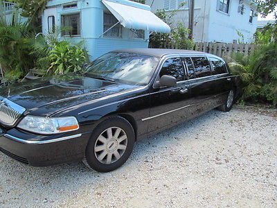 Lincoln : Other signature 2003 lincoln town car 6 passenger stretch 97 700 miles