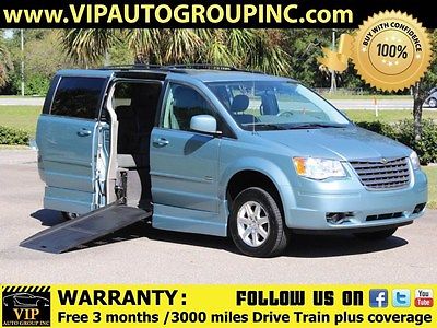 Chrysler : Town & Country Touring  2008 handicap wheelchair lift 54 k miles great condition