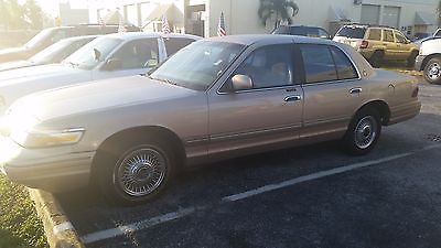 Mercury : Grand Marquis GS Sedan 4-Door grand marquis