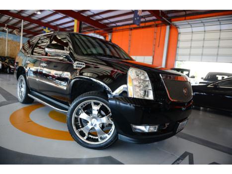 Cadillac : Escalade AWD 4dr 07 cadillac escalade awd bose nav pdc cam dvd cpt seats vent moonroof runboards