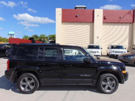 Jeep : Patriot $10,000 OFF 2014 high altitude edition power heated leather seats sunroof 17 wheels