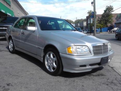 Mercedes-Benz : C-Class 4dr Sdn 2.3L Clean Carfax, Excellent condition Kompressor! Must see!