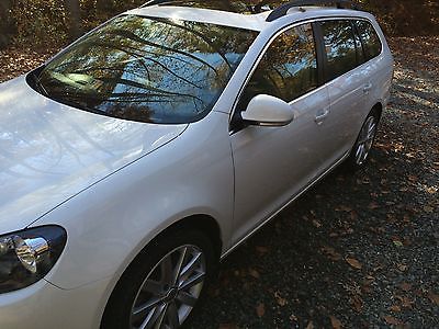 Volkswagen : Jetta premium 2013 tdi white jetta sportwagon nav w panoramic sunroof dsg