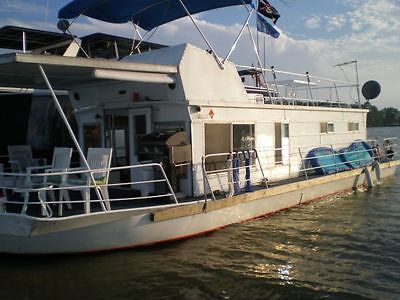 1972 Leisure Craft Houseboat