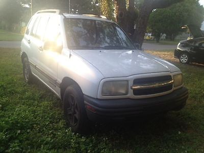 Chevrolet : Tracker suv 2002 chevrolet chevy tracker mini suv