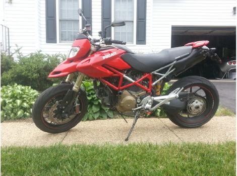 2008 Ducati Hypermotard 1100S