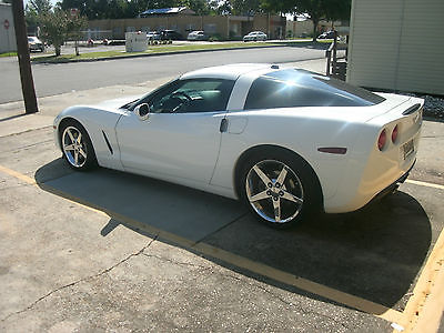 Chevrolet : Corvette Base Coupe 2-Door 2005 chevrolet corvette base coupe 2 door 6.0 l only 34 400 miles