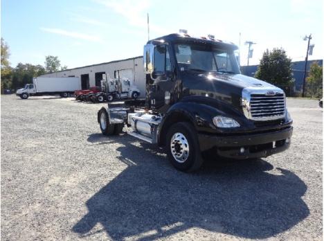 2007 Freightliner CL11242ST-COLUMBIA 112