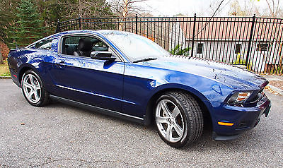 Ford : Mustang V6 Premium Package/Glass Roof/Performance Pack  2012 ford mustang v 6 6 spd original owner 44 k glass roof performance pack