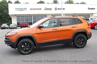 Jeep : Cherokee 4WD 4dr Trailhawk Save at Empire Dodge on this NEW Cherokee Trailhawk V6 Leather GPS Tech Pkg 4X4