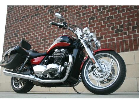 2012 Triumph Thunderbird ABS - Cranberry Red