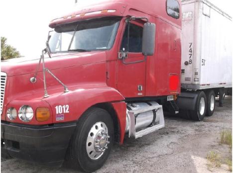 2001 FREIGHTLINER COLUMBIA CL12064ST