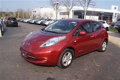 Nissan : Leaf 4dr HB SL Quick Charge Navigation Heated Seats 2012 leaf sl electric navigation rear camera quick charge only 8756 miles