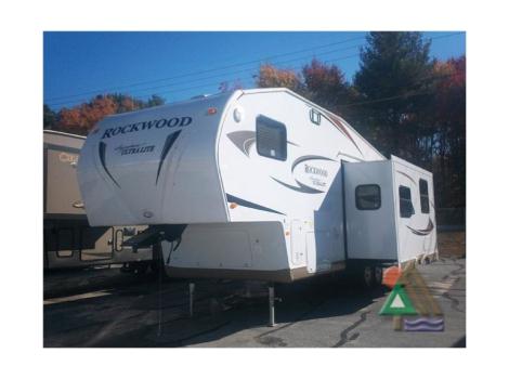 2012 Forest River Rv Rockwood Signature Ultra Lite 8281WS