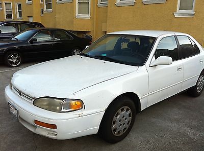 Toyota : Camry LE Sedan 4-Door 1996 toyota camry le sedan 4 door 2.2 l