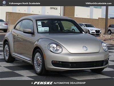 Volkswagen : Beetle-New 2dr Automatic 1.8T PZEV 2 dr automatic 1.8 t pzev new coupe automatic gasoline 1.8 l 4 cyl moonrock silver