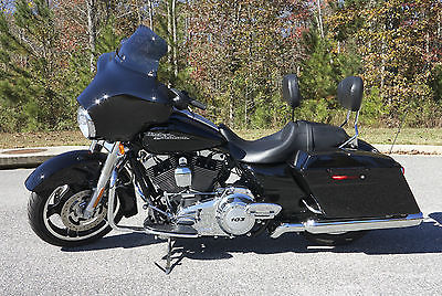 Harley-Davidson : Touring 2011 harley davidson flhx 103 street glide with low miles and hd add ons