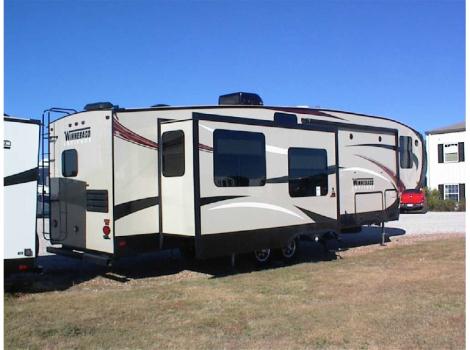 2015 Winnebago Latitude 36RK