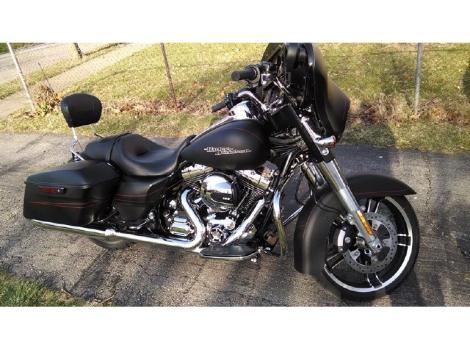 2014 Harley-Davidson Street Glide SPECIAL