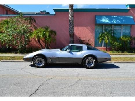 Chevrolet : Corvette SILVER ANNIVERSARY EDITION NUMBERS MATCHING 350 V8 AUTO  T-TOPS POWER WINDOWS