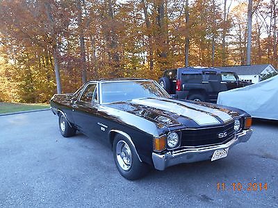 Chevrolet : El Camino SS Black with silver stripe cowl induction hood