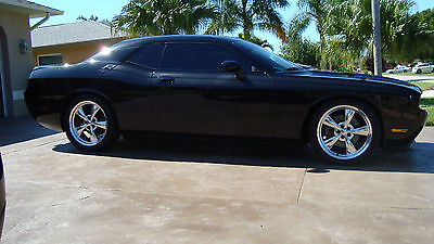 Dodge : Challenger CLASSIC 2010 challenger r t classic i of 741 bulit low miles