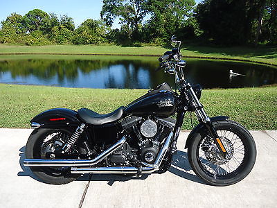 Harley-Davidson : Dyna 2013 harley dyna streetbob only 3 k miles and like new