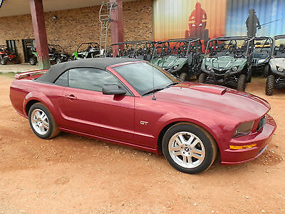 Ford : Mustang GT 2007 ford mustang gt convertible very low mileage in excellent condition