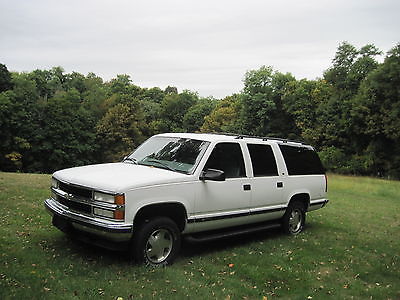 Chevrolet : Suburban 4X4 1999 chevrolet suburban 4 x 4