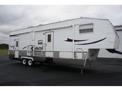 2005 Forest River Sierra 32SRV