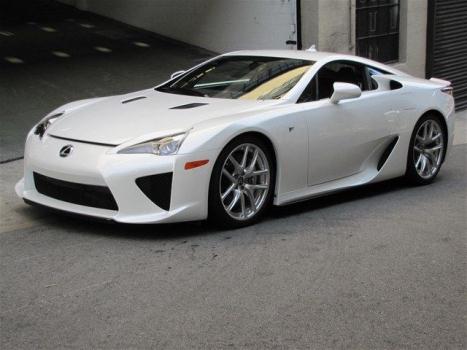Lexus : Other LFA LFA in Ultra White with only 2000 miles!