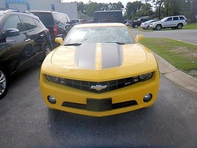 Chevrolet : Camaro 2lt 2011 chevrolet camaro 2 lt rs package yellow color with black stripes