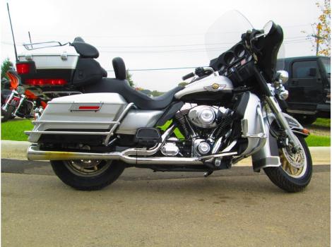 2003 Harley Davidson FLHTC-UI