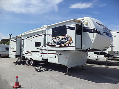 Incredible 2012 Keystone Montana Front Living Room With 5 Slides!  90 Day Warran